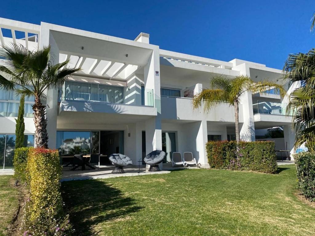 Palmsea Marbella-Estepona Buenas Noches 外观 照片